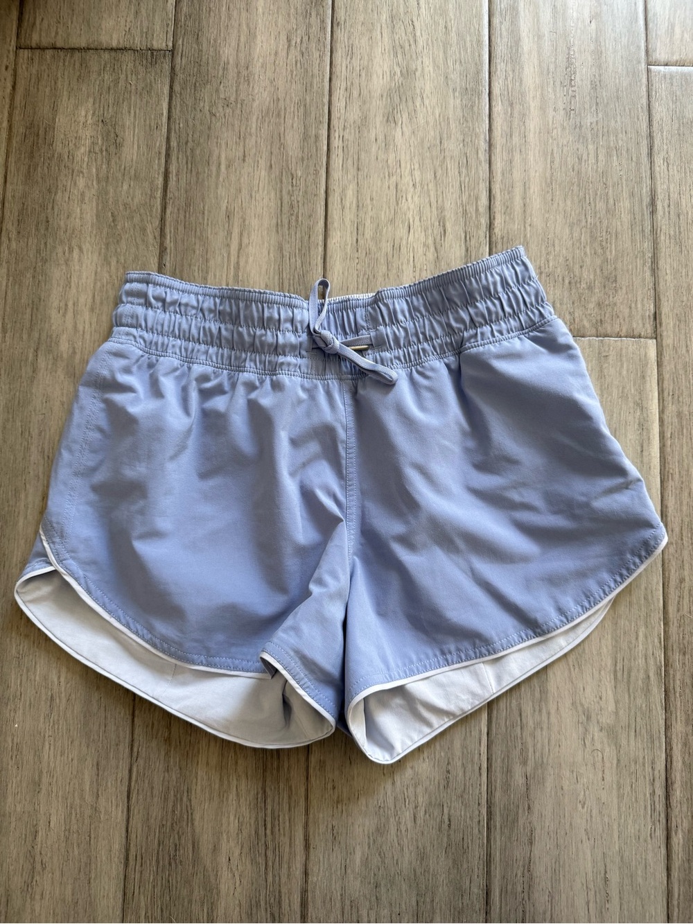 Lululemon Choose a Side Short *Reversible 3" Serene Blue / White